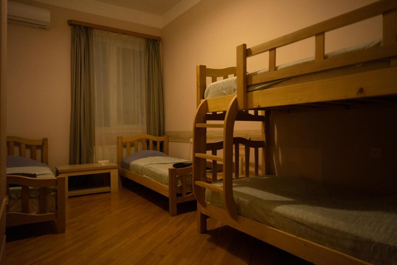 Guesthouse Hillside Tbilisi Bagian luar foto
