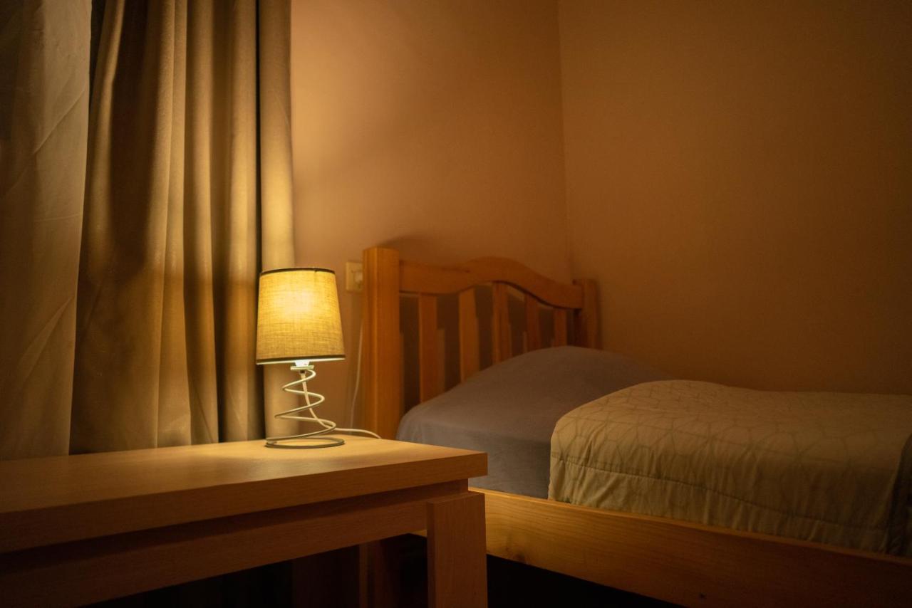 Guesthouse Hillside Tbilisi Bagian luar foto