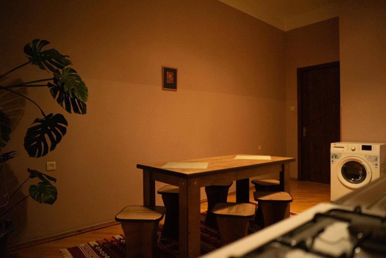 Guesthouse Hillside Tbilisi Bagian luar foto