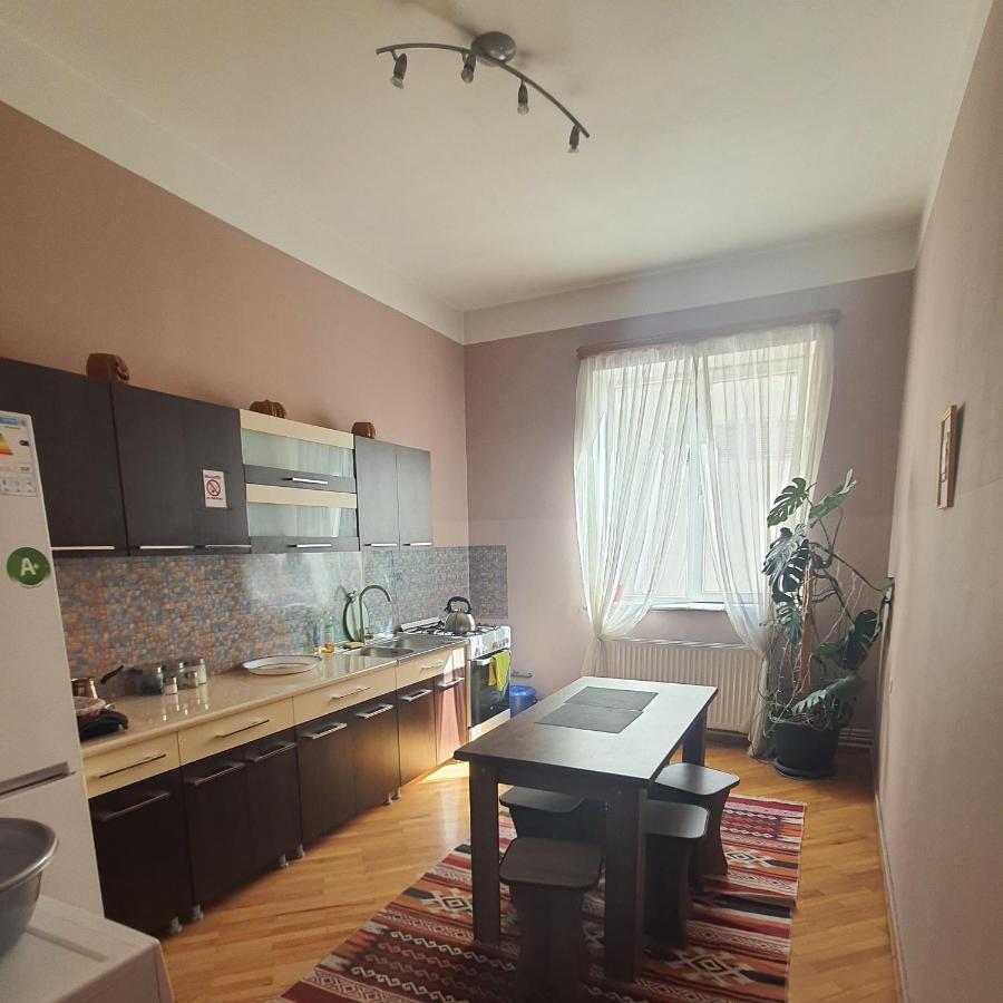 Guesthouse Hillside Tbilisi Bagian luar foto