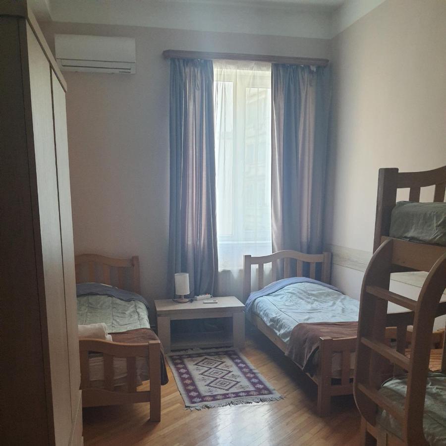 Guesthouse Hillside Tbilisi Bagian luar foto