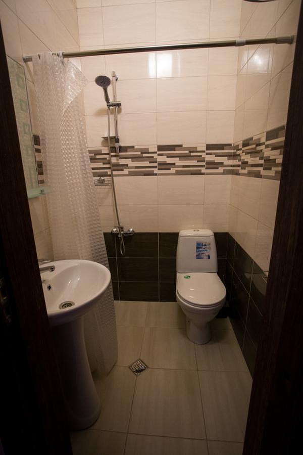 Guesthouse Hillside Tbilisi Bagian luar foto